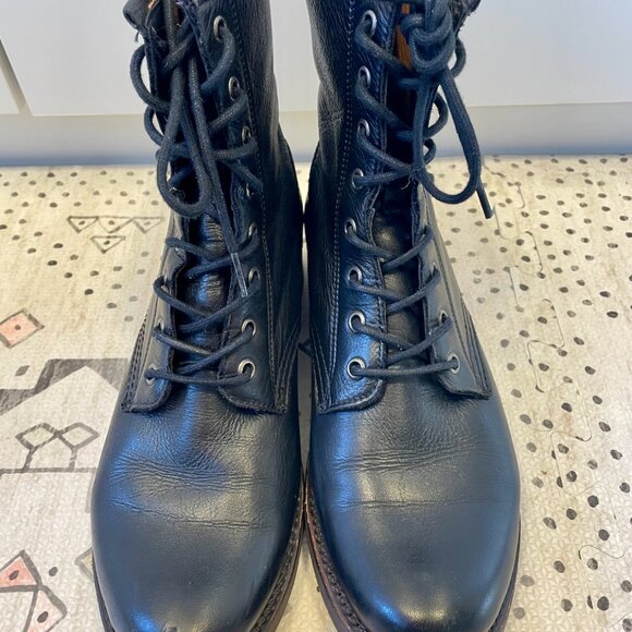 Frye Veronica Combat Boots- black, size 9. - Picture 4 of 6